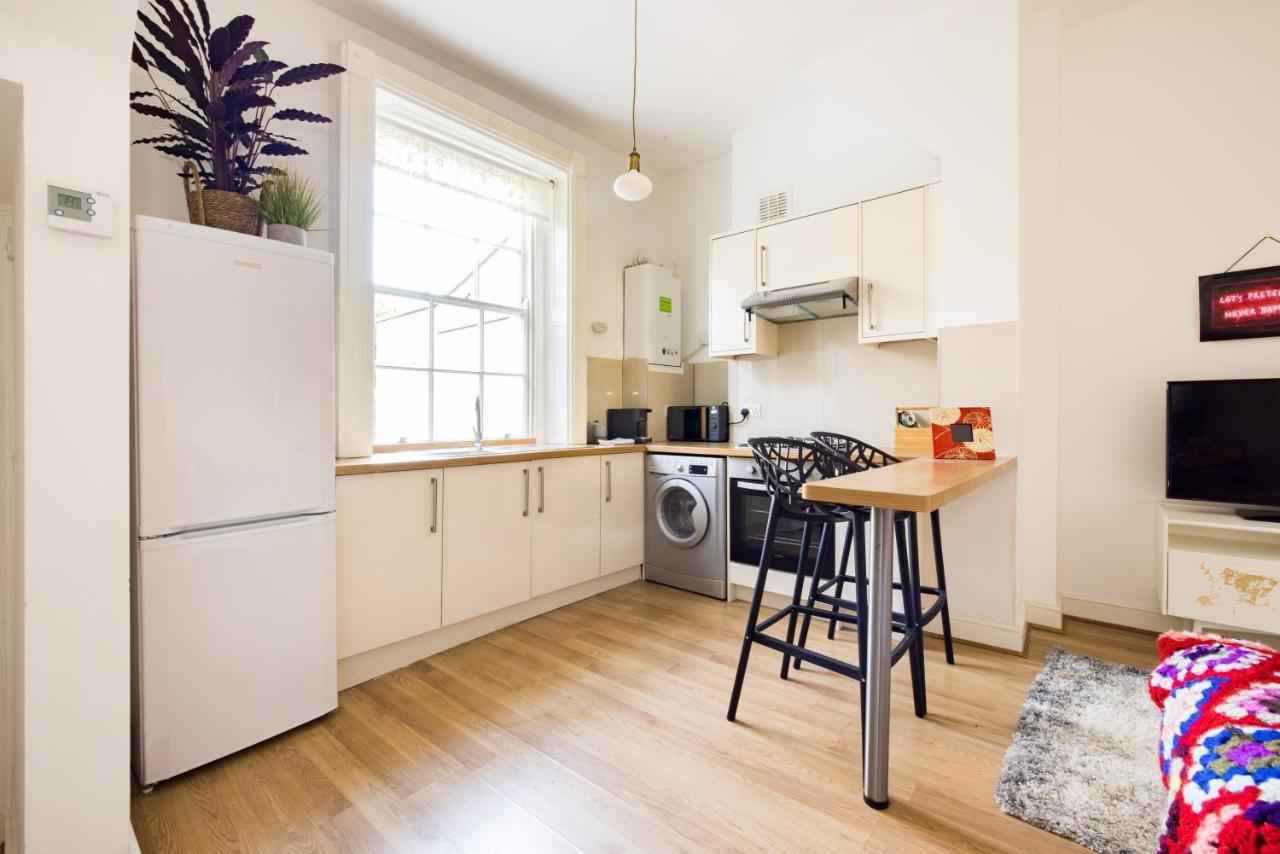 Ferienwohnung Mornington Crescent London Exterior foto
